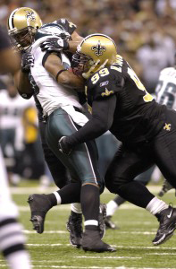 Hollis Thomas stuffs Brian Westbrook.